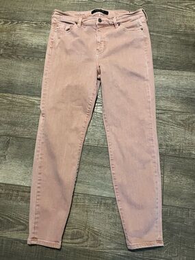 Liverpool Mauve Blush Skinny Ankle Jeans with Stretch